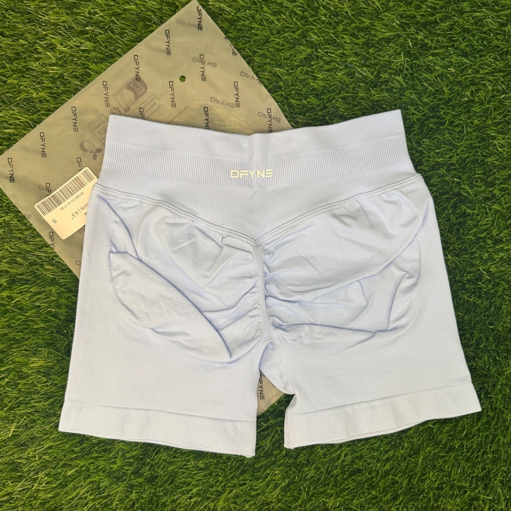 Dfyne impact shorts 4.5" ice blue small